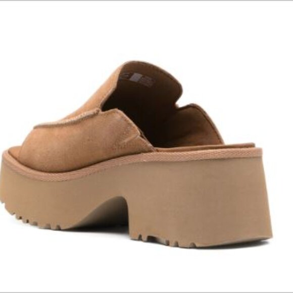 UGG New Heights Slide - Picture 2 of 4